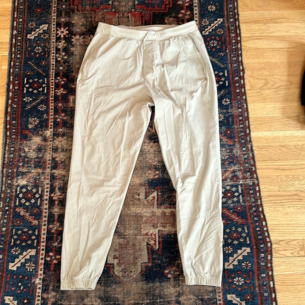 Lulu Lemon joggers - L